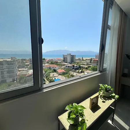 Tiffany Seaw View *